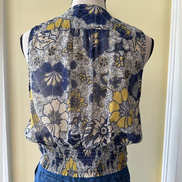 Rachel Roy | Blue & Yellow Floral Sleeveless Faux Wrap Cropped Fit Blouse - Picture 2 of 5
